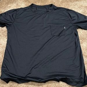 Vuori Tradewinds shirt